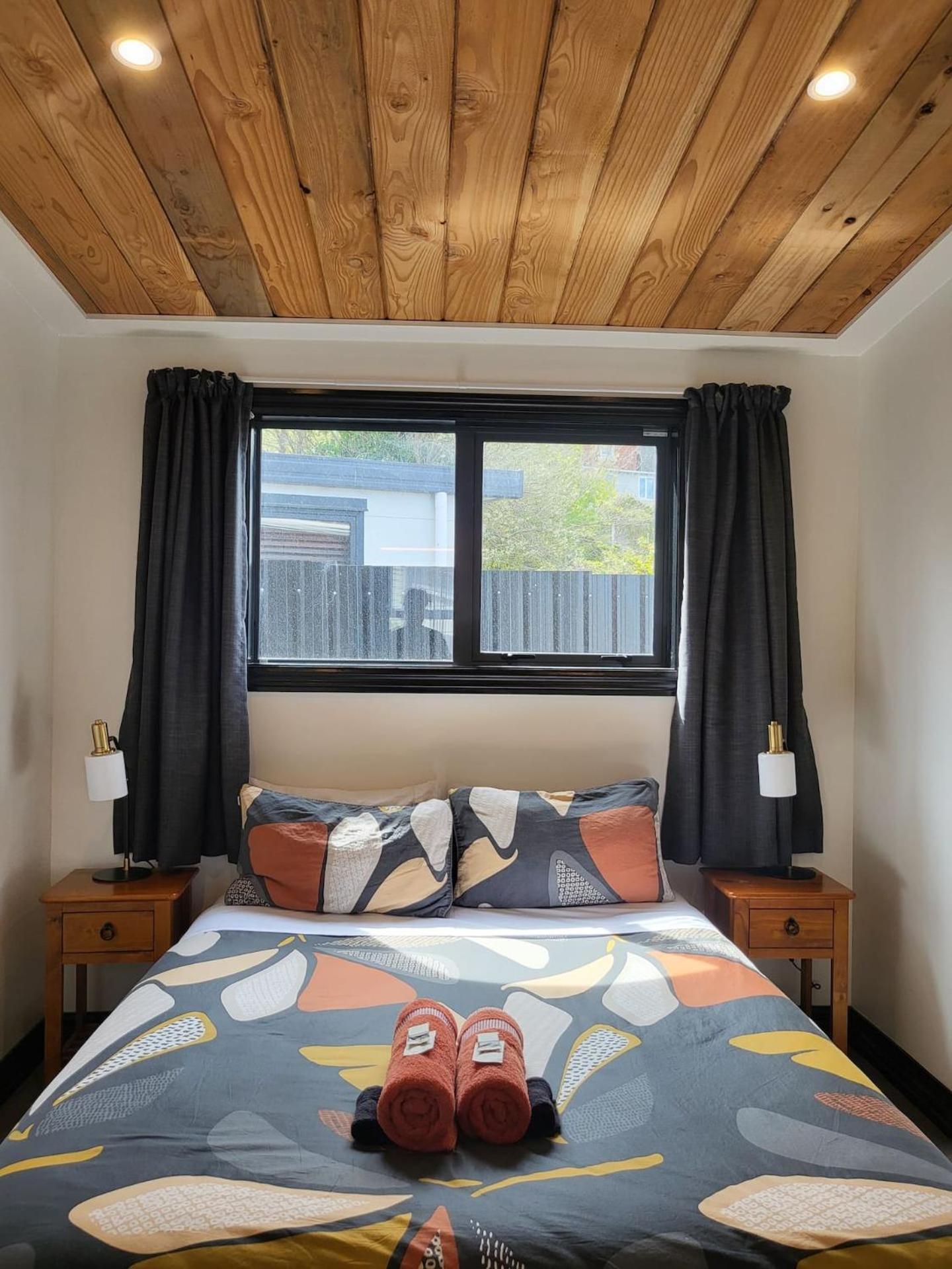 A Stone'S Throw From Town Tiny Home Dunedin Eksteriør bilde