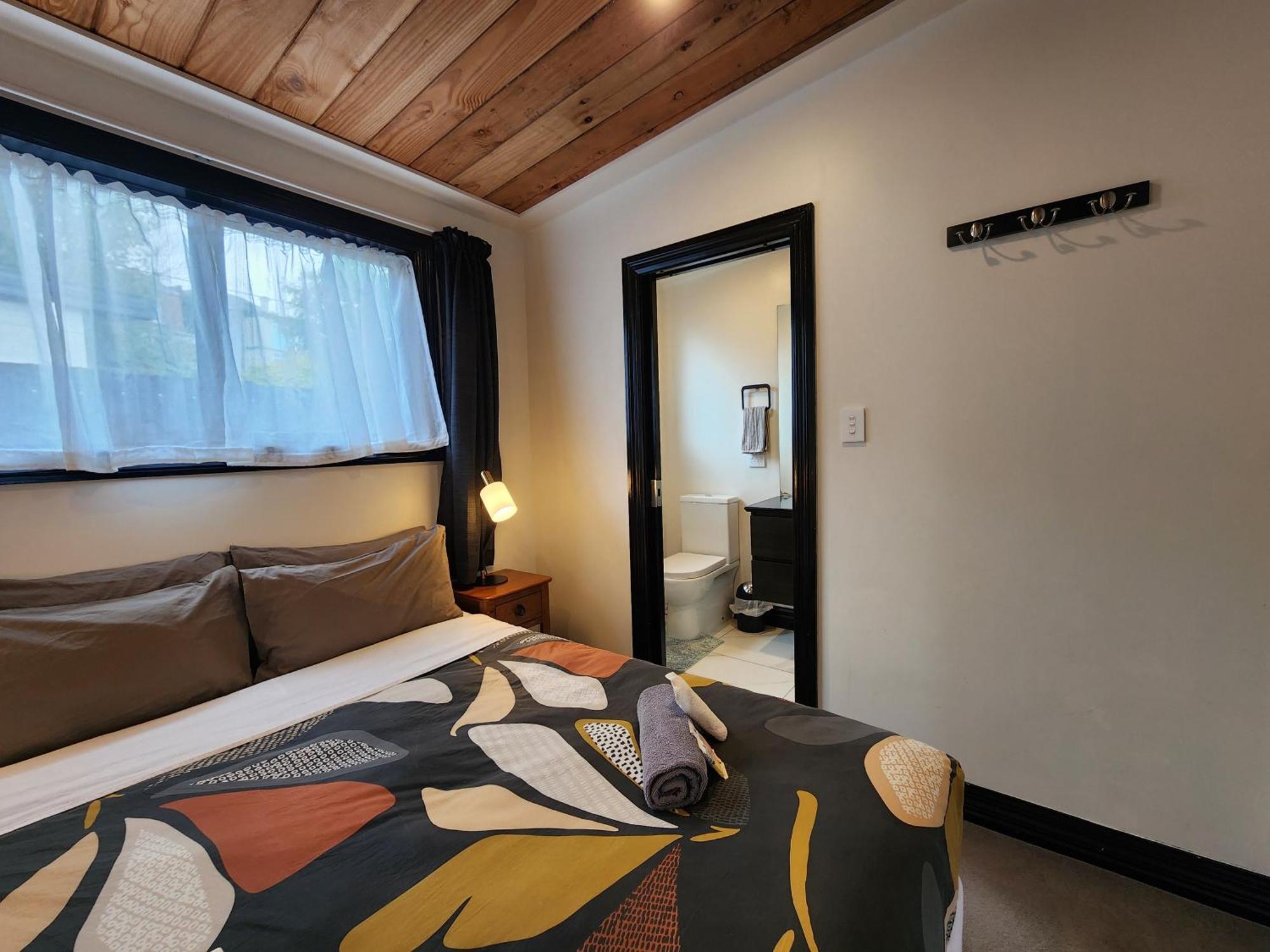 A Stone'S Throw From Town Tiny Home Dunedin Eksteriør bilde