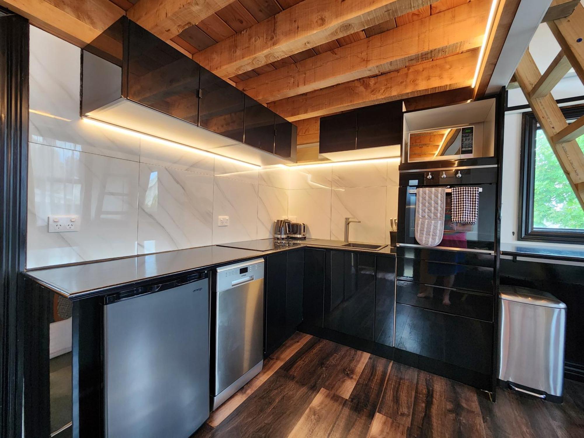 A Stone'S Throw From Town Tiny Home Dunedin Eksteriør bilde